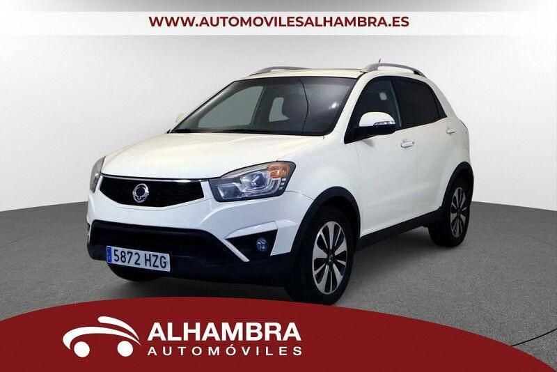 Usado Ssangyong (KGM) Korando Limited 175 CV (128 kW) 2014 Blanco SUV