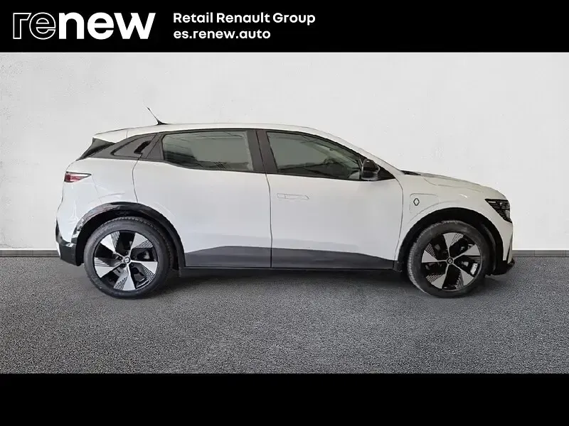 Usado Renault Mégane IV Equilibre 95 kW (130 CV) 2022 Blanco Berlina