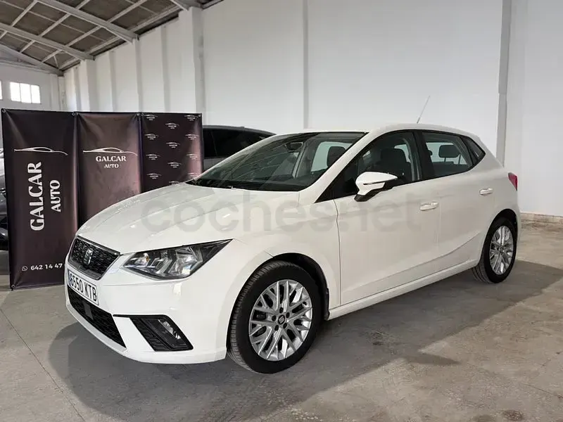 Usado Seat Ibiza Style 75 CV (55 kW) 2019 Blanco Utilitario