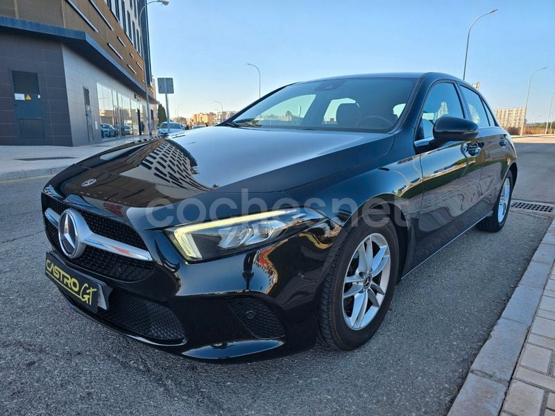 Usado Mercedes A180 116 CV (85 kW) 2019 Negro Berlina