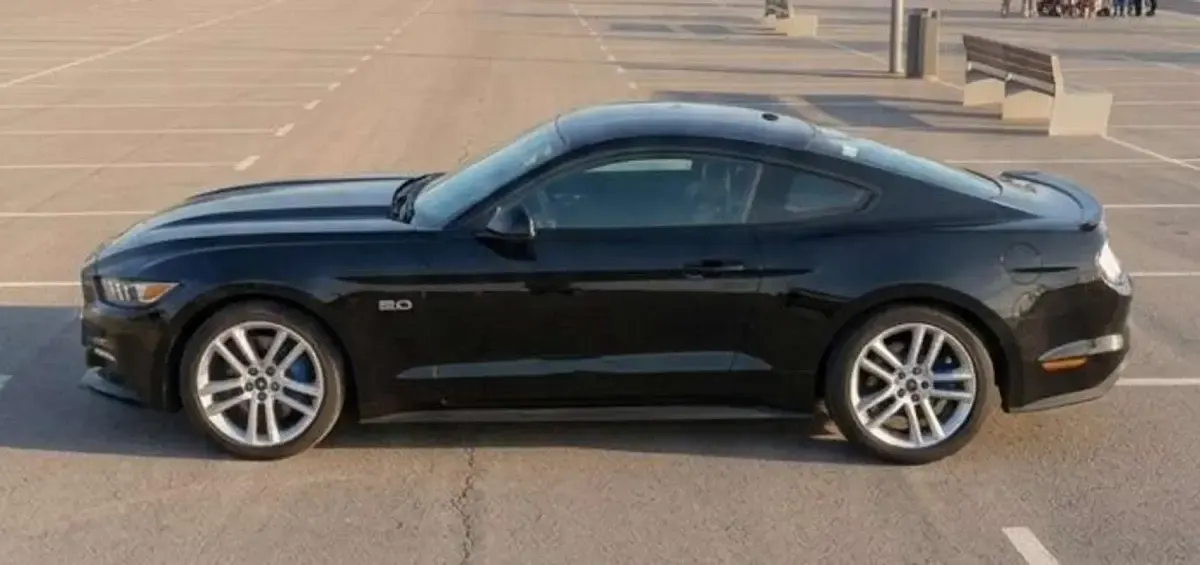 Usado Ford Mustang 435 CV (319 kW) 2017 Negro Coupe