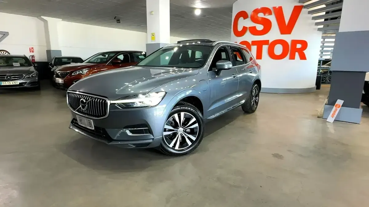 Usado Volvo XC60 Core 350 CV (257 kW) 2021 Gris SUV