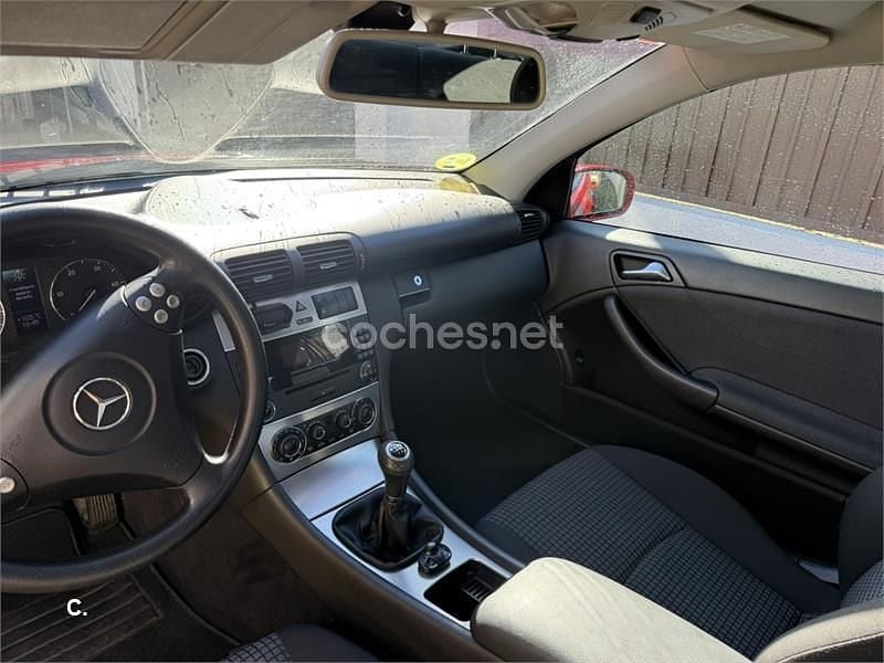 Usado Mercedes C220 Sport Edition 150 CV (110 kW) 2007 Rojo Berlina