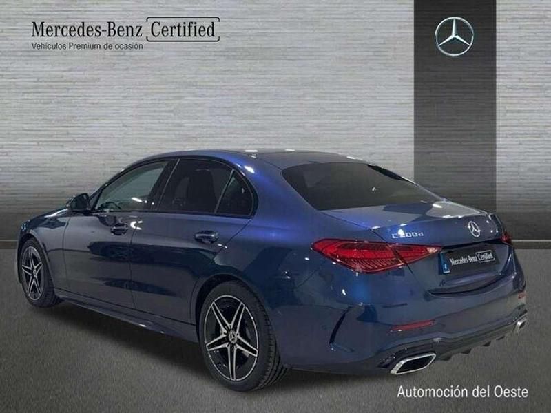 Usado Mercedes C200 AMG line 165 CV (121 kW) 2024 Azul Berlina
