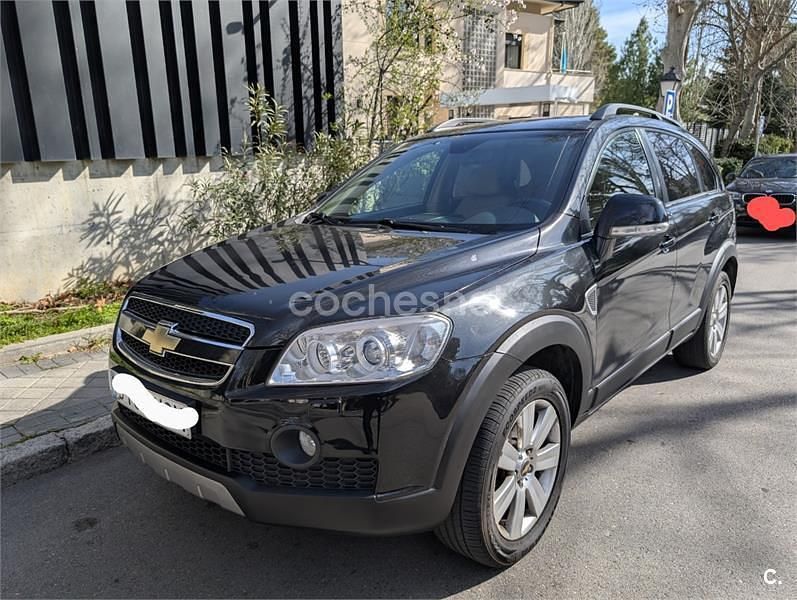 Negro Usado 2011 Chevrolet Captiva SUV | 7400 € (Precio justo) - Imagen 1/4