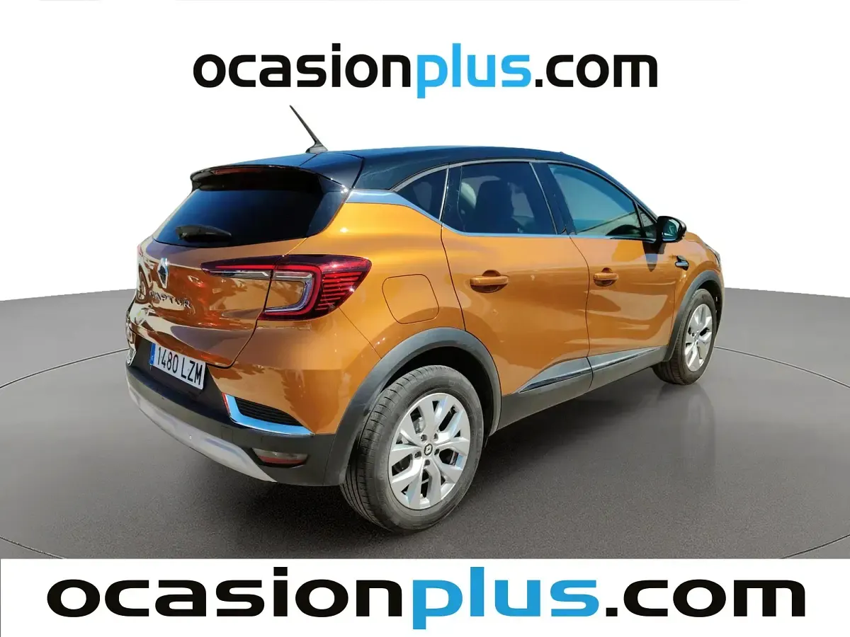 Usado Renault Captur Zen 140 CV (102 kW) 2022 Naranja SUV