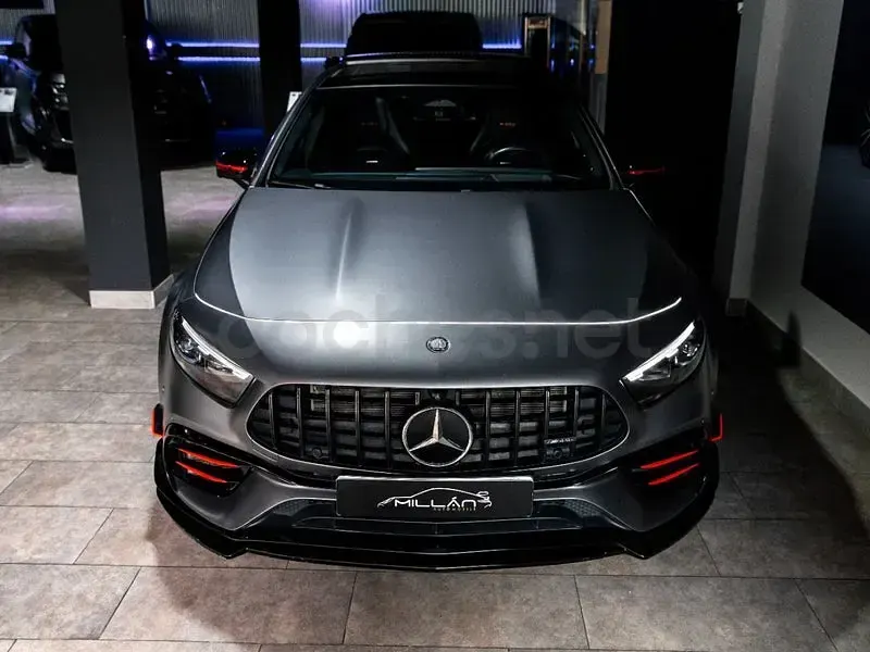 Usado Mercedes A45 AMG 421 CV (309 kW) 2023 Gris / plata Berlina