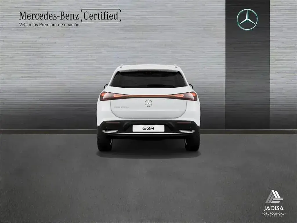 Usado Mercedes EQA250+ 139 kW (190 CV) 2025 Blanco SUV