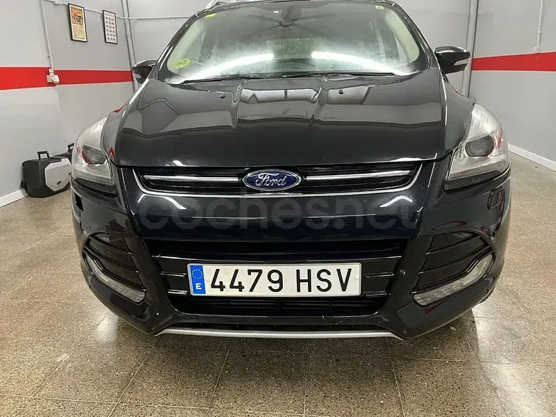 Usado Ford Kuga Titanium 140 CV (102 kW) 2013 Negro SUV