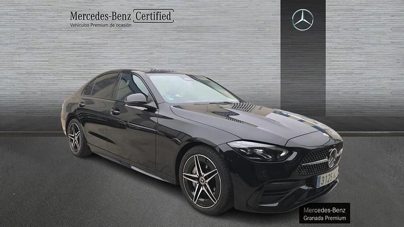 Usado Mercedes C220 AMG line 200 CV (147 kW) 2025 Negro Berlina