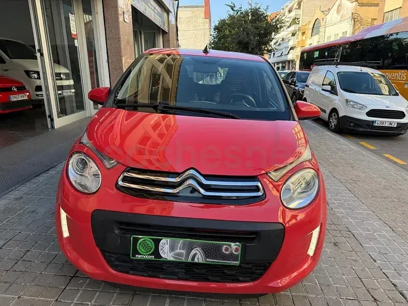 Usado Citroën C1 Feel 69 CV (50 kW) 2015 Rojo Utilitario