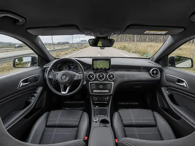 Usado Mercedes A200 Style 136 CV (100 kW) 2016 Blanco Berlina