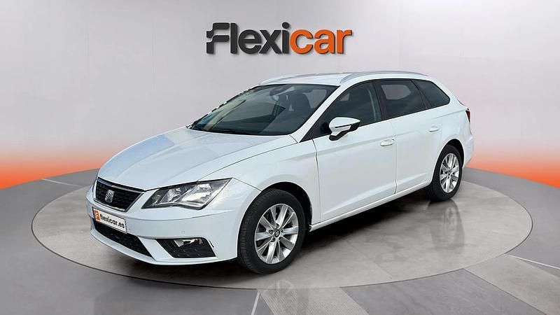 Käytetty Seat Leon Style 116 HP (85 kW) 2019 Valkoinen Sedan