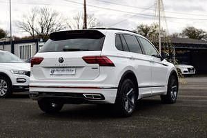 Usado VW Tiguan R-line 150 CV (110 kW) 2022 Blanco SUV