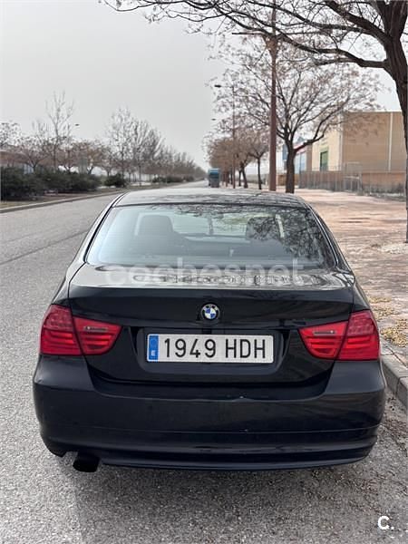 Usado BMW 318 143 CV (105 kW) 2011 Negro Berlina