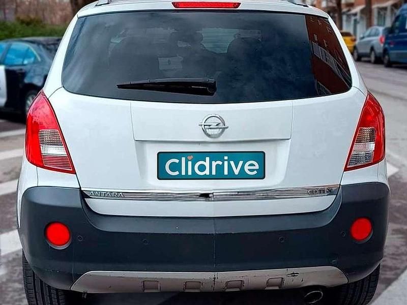 Usado Opel Antara Cosmo 163 CV (119 kW) 2012 Blanco SUV