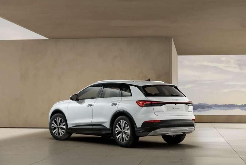 Nuevo Audi Q4 e-tron Advanced Plus 150 kW (204 CV) 2025 Blanco SUV