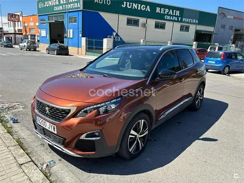Usado Peugeot 3008 GT-line 150 CV (110 kW) 2017 Marrón SUV