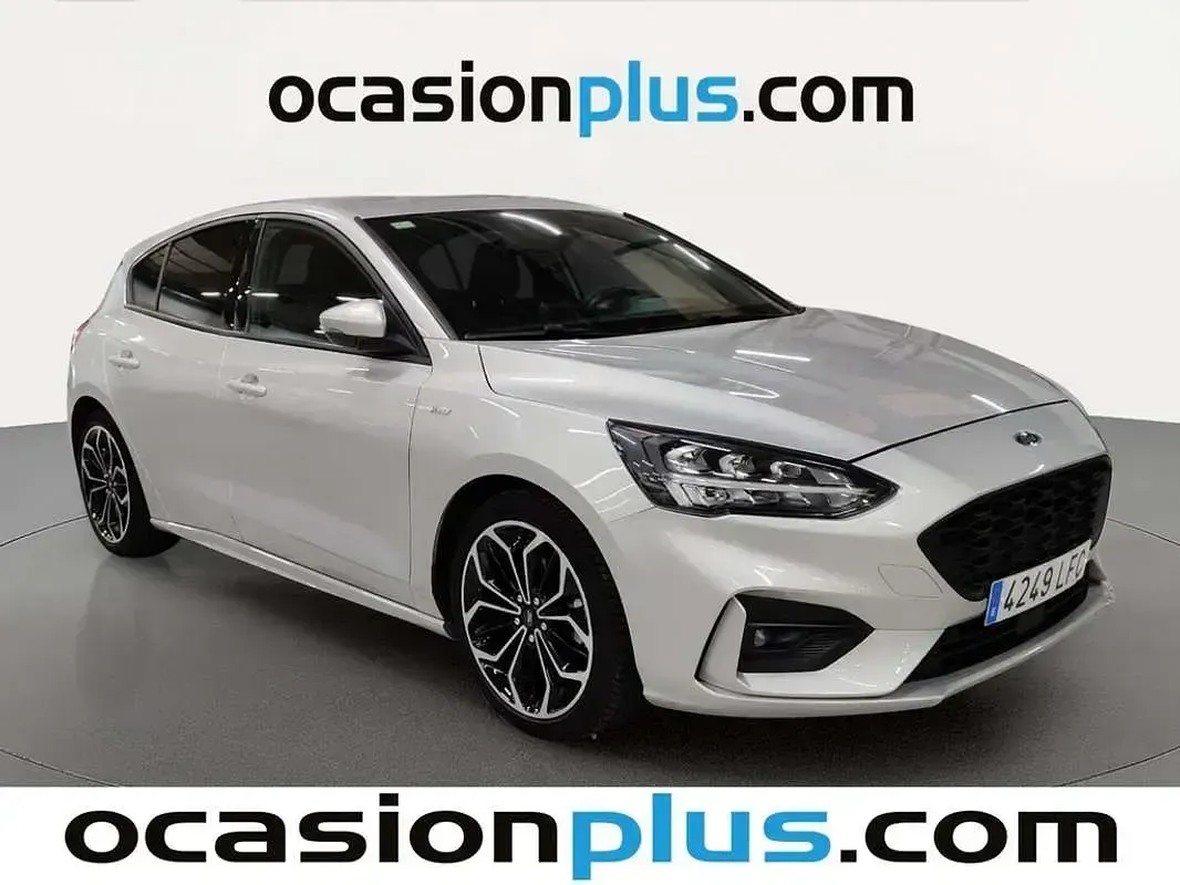 Usado Ford Focus ST-Line 125 CV (91 kW) 2020 Gris Utilitario