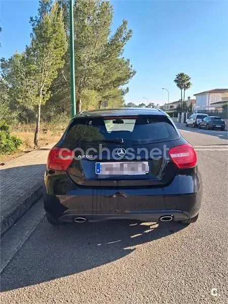 Usado Mercedes A200 Style 156 CV (114 kW) 2014 Negro Utilitario
