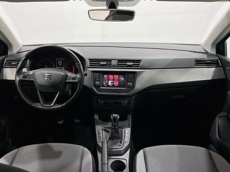 Usado Seat Ibiza Style 95 CV (69 kW) 2020 Gris Utilitario