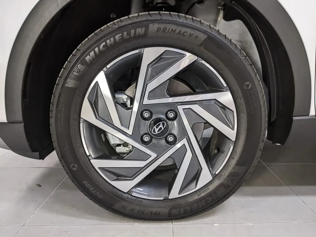 Nuevo Hyundai Bayon 101 CV (74 kW) 2025 SUV