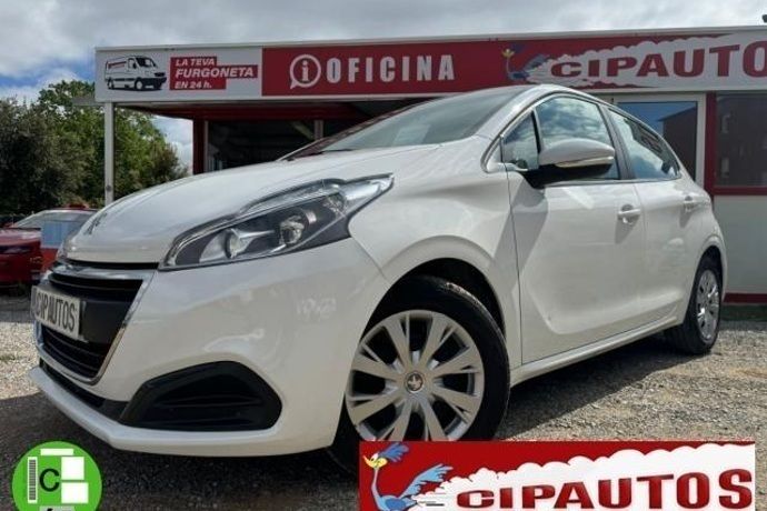 Usado 2019 Peugeot 208 Active Utilitario | 9900 € - Imagen 1/4