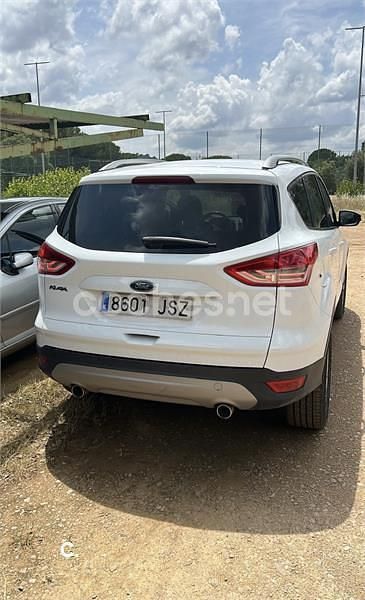 Blanco Usado 2016 Ford Kuga Titanium SUV | 9000 € (Super precio) - Imagen 1/4