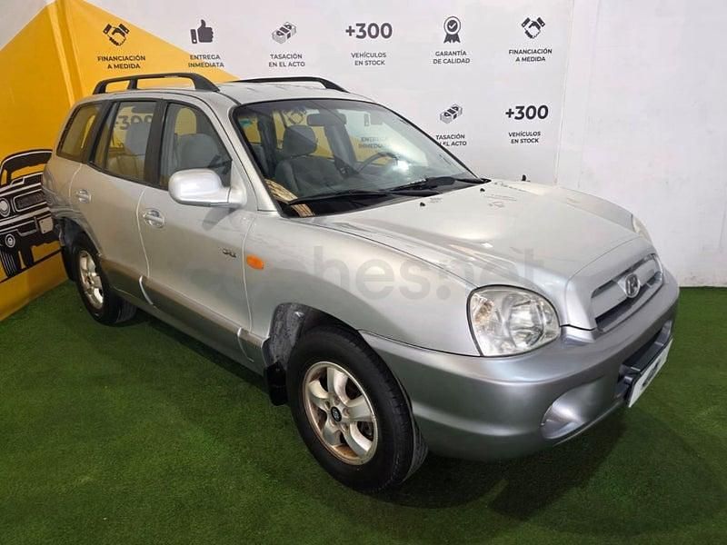 Usado Hyundai Santa Fe Comfort 125 CV (91 kW) 2005 Gris / plata SUV
