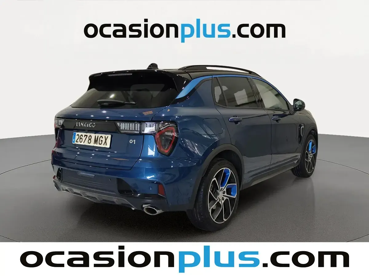 Usado Lynk & Co 01 261 CV (191 kW) 2023 Negro SUV