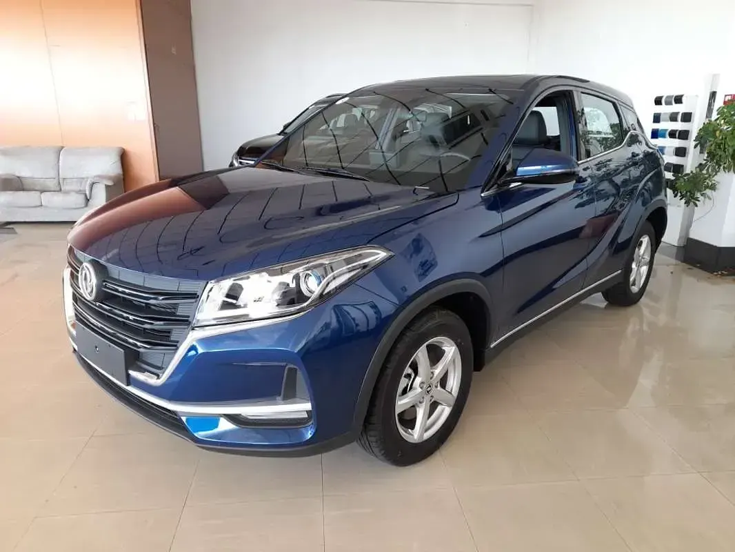 Nuevo DFSK 500 116 CV (85 kW) 2026 Azul SUV