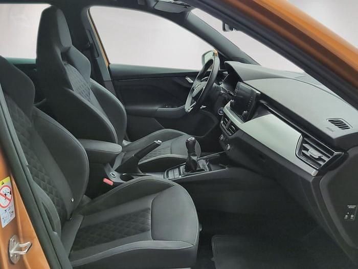 Usado Skoda Kamiq Sport 110 CV (80 kW) 2023 Naranja SUV