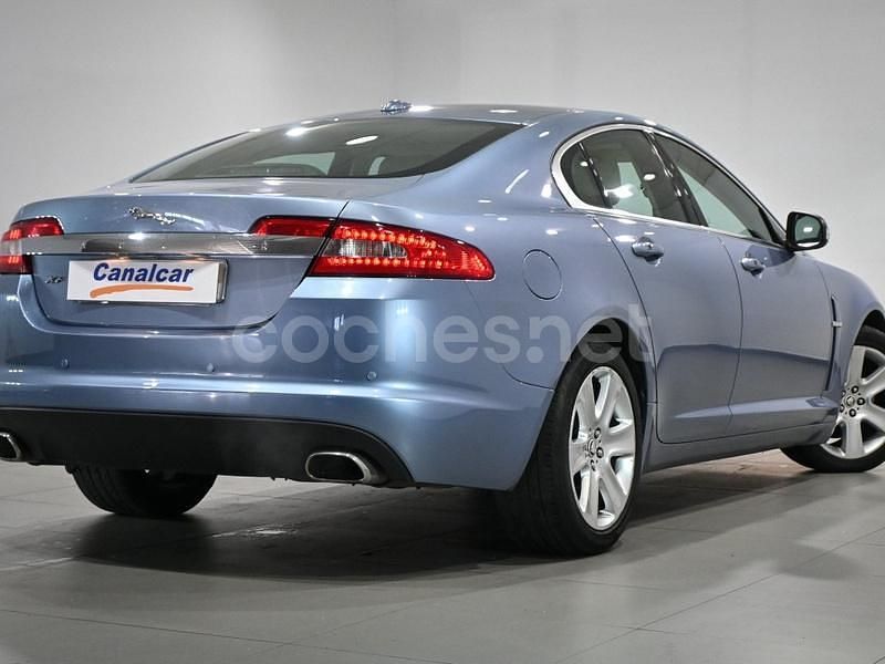 Usado Jaguar XF Premium Luxury 298 CV (219 kW) 2008 Azul Berlina