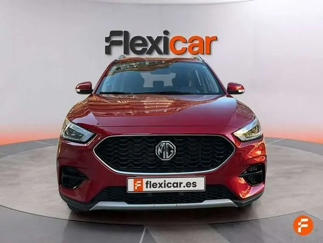 Käytetty MG ZS Comfort 106 HP (77 kW) 2022 Punainen Katumaasturi