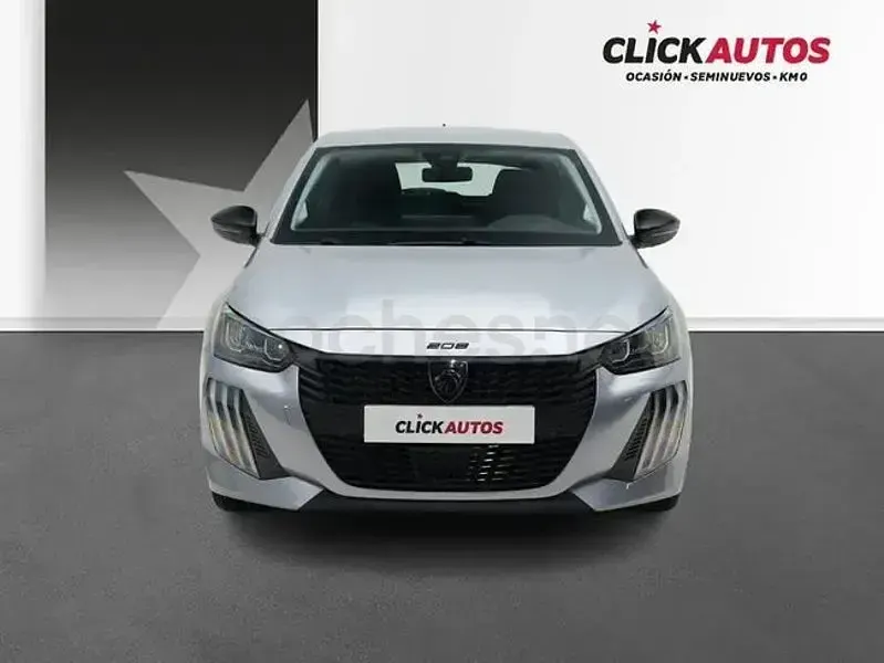 Usado Peugeot 208 Active 100 CV (73 kW) 2024 Gris / plata Utilitario