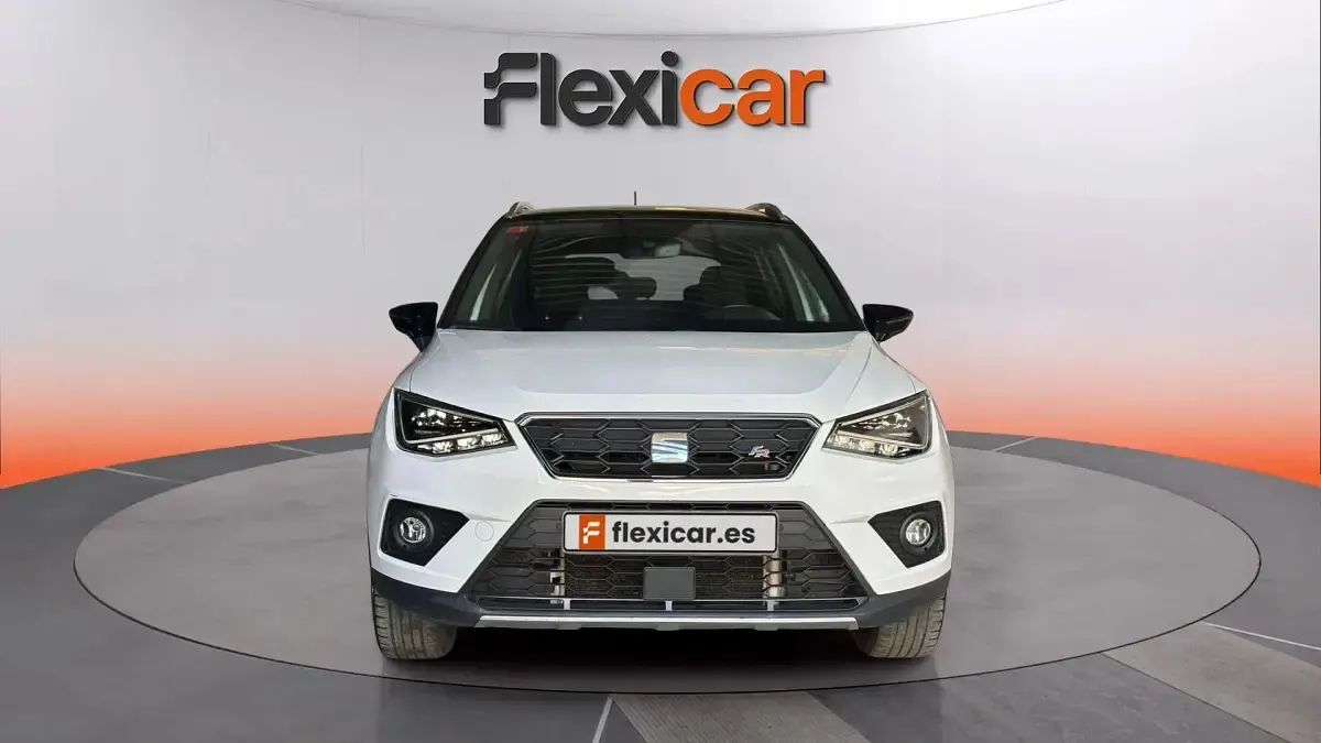 Usado Seat Arona FR 150 CV (110 kW) 2019 Blanco SUV