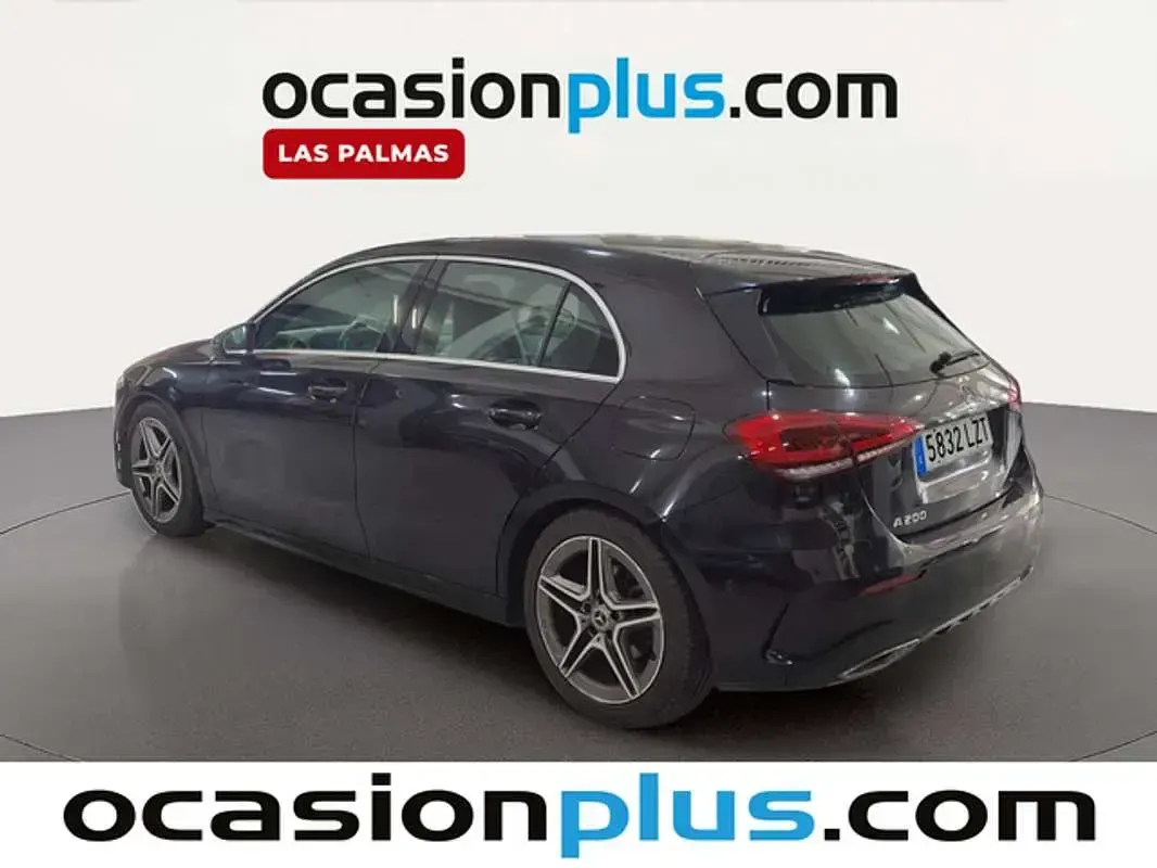 Usado Mercedes A200 163 CV (119 kW) 2022 Negro Utilitario