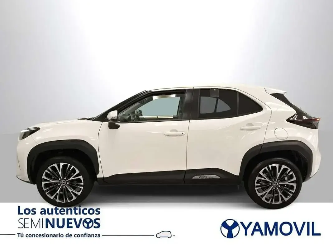 Usado Toyota Yaris Cross Style 116 CV (85 kW) 2022 Blanco SUV
