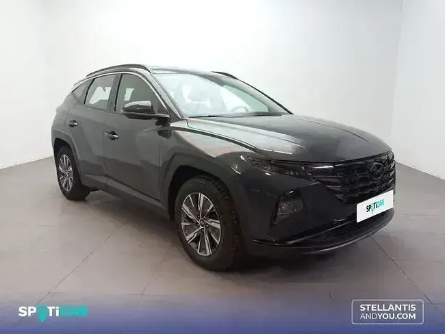 Usado Hyundai Tucson 150 CV (110 kW) 2023 Gris SUV