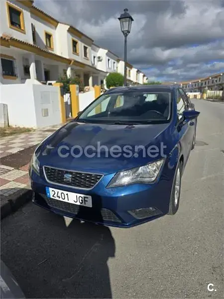 Käytetty Seat Leon ST Style 105 HP (77 kW) 2015 Sininen Farmari