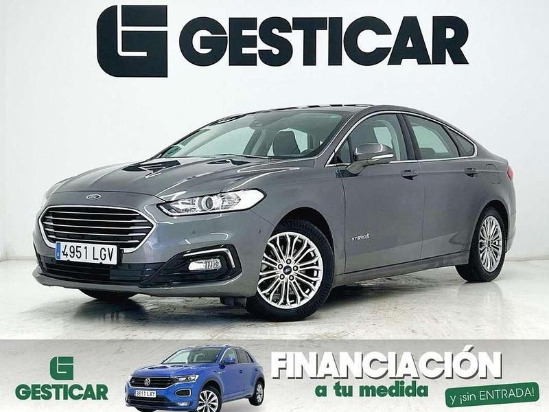 Gris Usado 2020 Ford Mondeo Titanium Berlina | 18.490 € (Un poco caro) - Imagen 1/4
