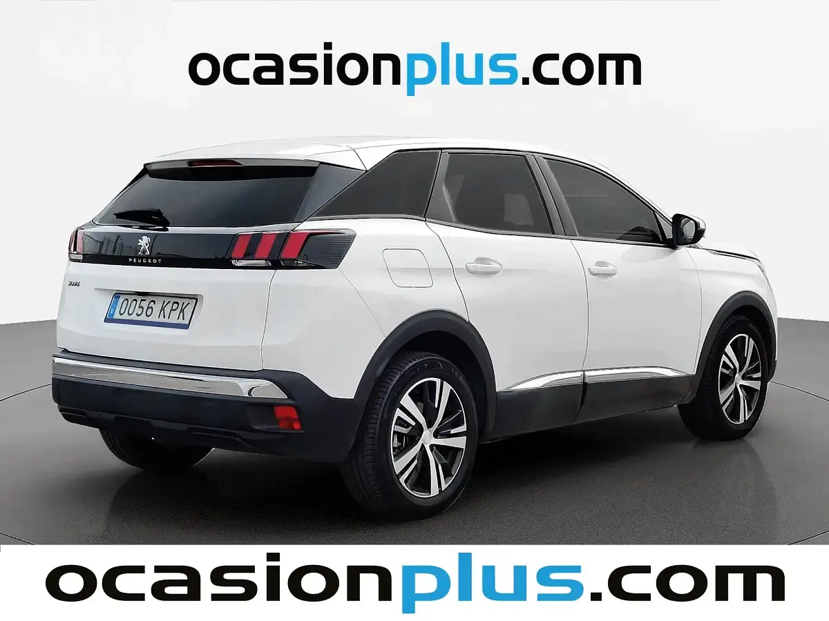 Usado Peugeot 3008 Allure 130 CV (95 kW) 2018 Blanco SUV