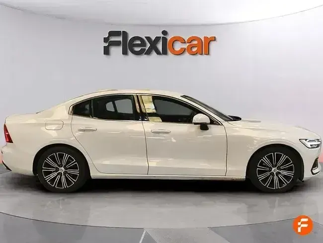 Usado Volvo S60 Business Edition 190 CV (139 kW) 2020 Blanco Berlina