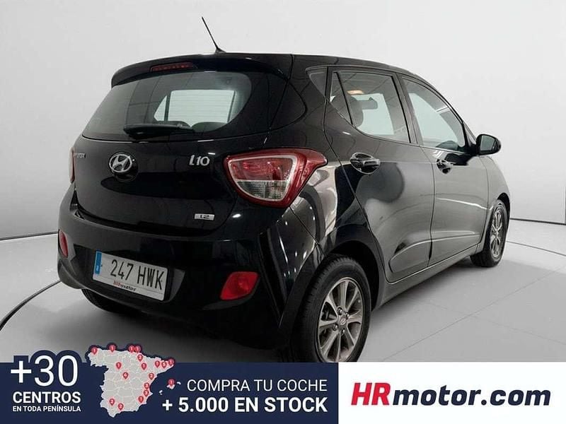 Negro Usado 2014 Hyundai i10 GO! Utilitario | 8290 € (Precio justo) - Imagen 1/4