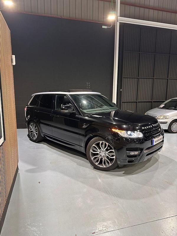 Usado Land Rover Range Rover Sport Autobiography 250 CV (183 kW) 2016 Negro