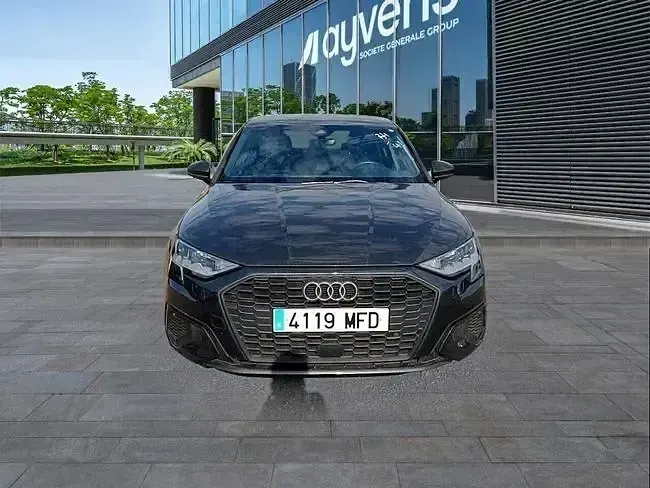 Usado Audi A3 Premium 116 CV (85 kW) 2023 Gris Berlina