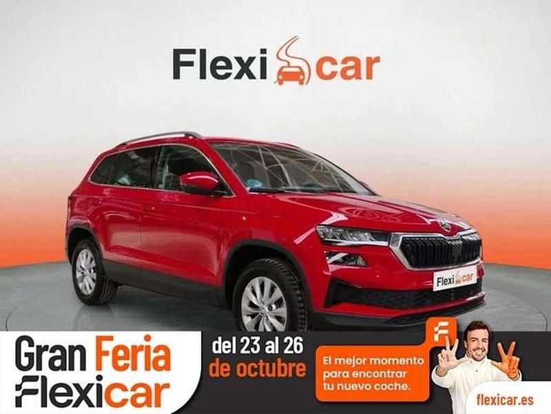 Rojo Usado 2023 Skoda Karoq Ambition SUV | 18.420 € (Super precio) - Imagen 1/4