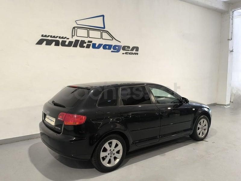 Usado Audi A3 Sportback Ambiente 140 CV (102 kW) 2005 Negro Utilitario