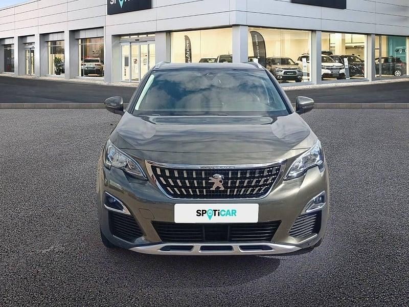 Usado Peugeot 5008 Allure 130 CV (95 kW) 2020 Gris / plata SUV