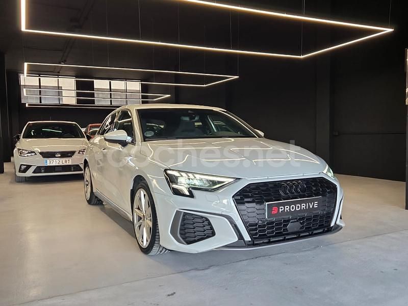 Usado Audi A3 S-Line 150 CV (110 kW) 2023 Blanco Berlina
